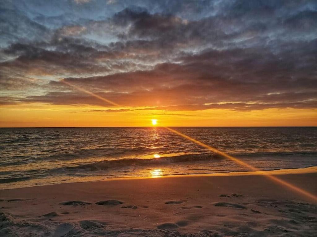 Tortuga Tillys Cape San Blas Bagian luar foto